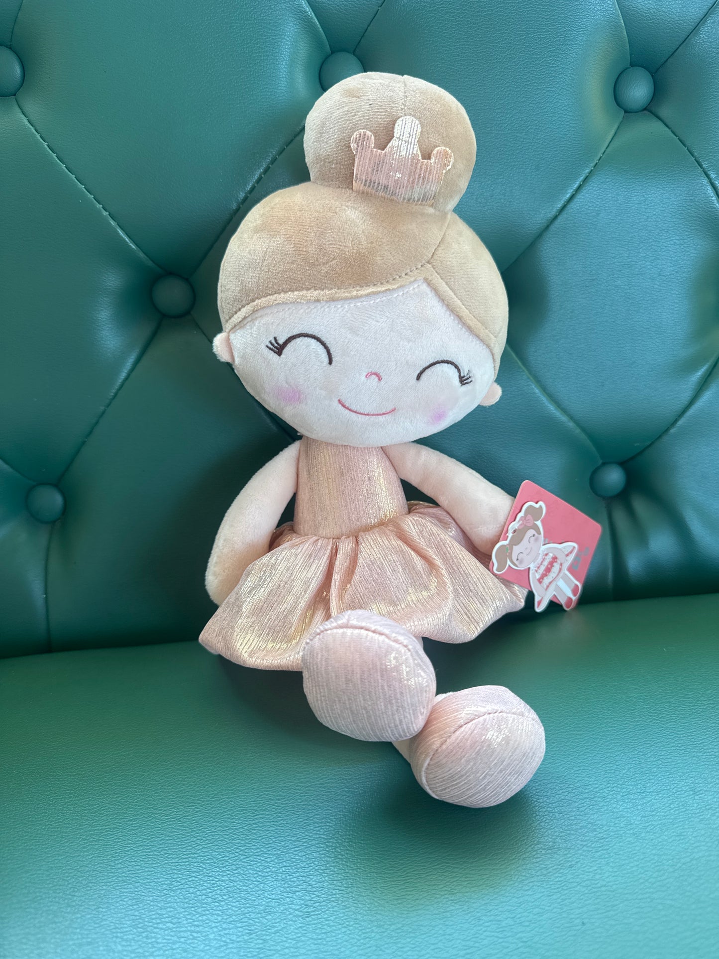 Glovelya Plush Dancer