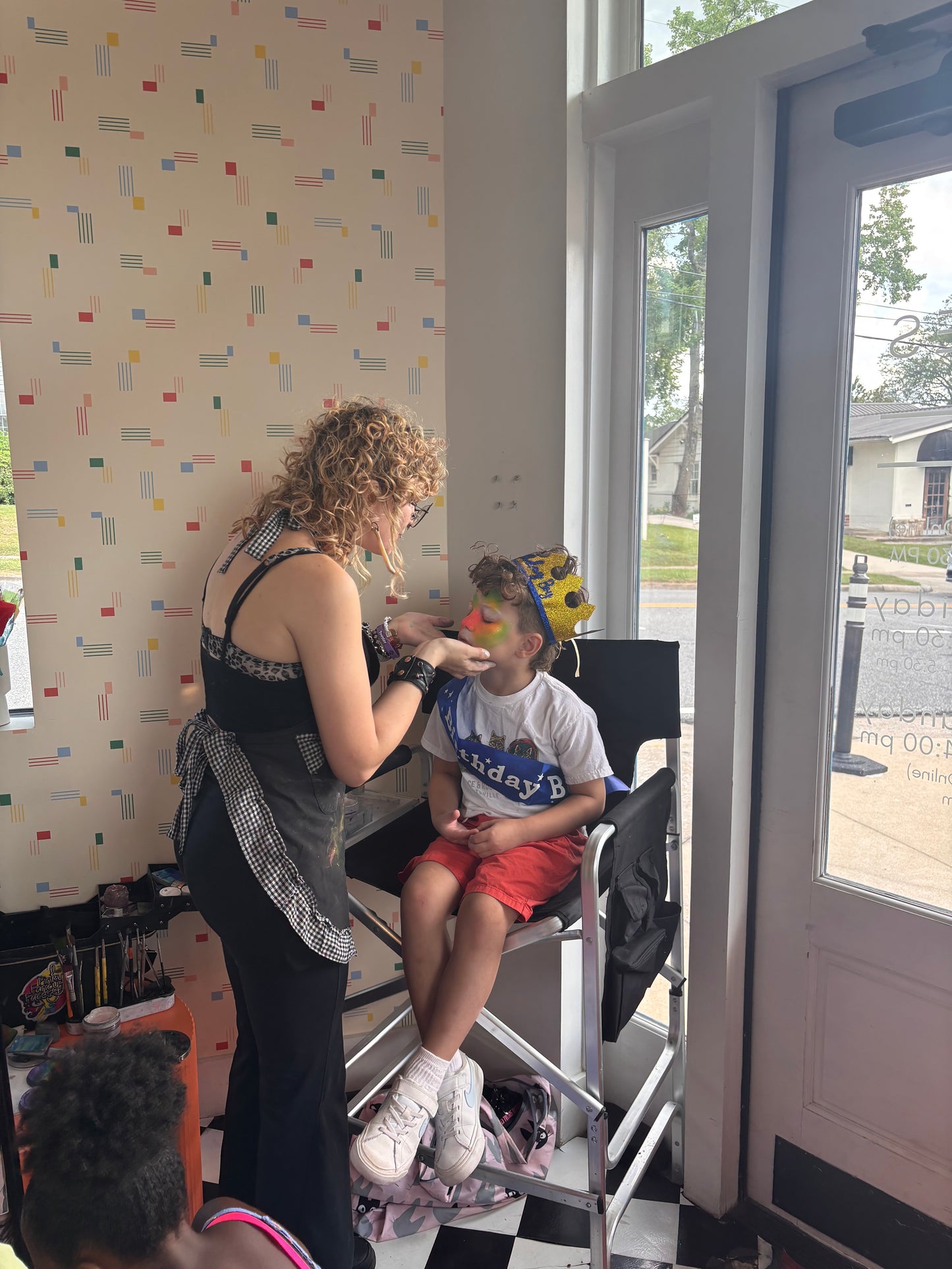Face Painting (60 minutes. 11-20 kids)